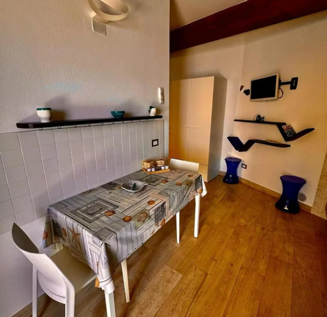La Chiglia Apartment Riomaggiore 0*,